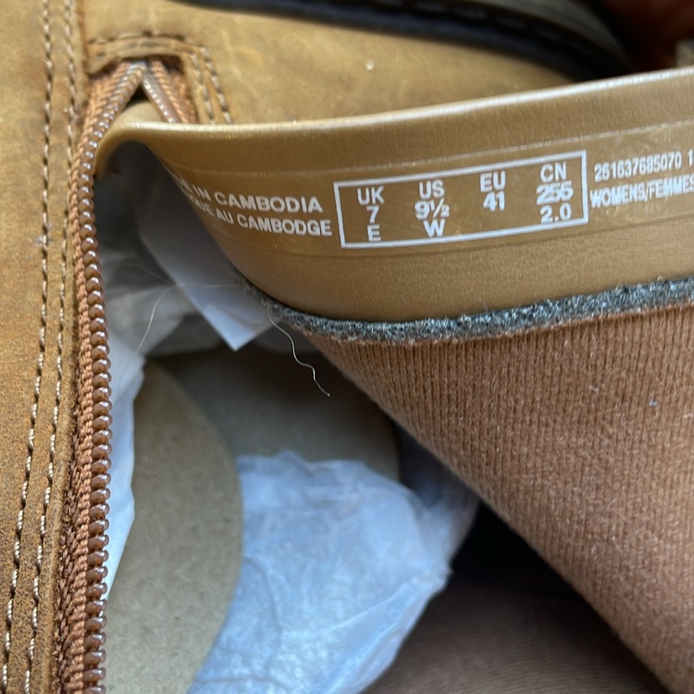 Clarks Tan Leather Ankle Booties - Picture 5 of 6